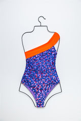 BAÑADOR NOOSA ANIMAL PRINT ASIMÉTRICO MORADO Y NARANJA FLÚOR