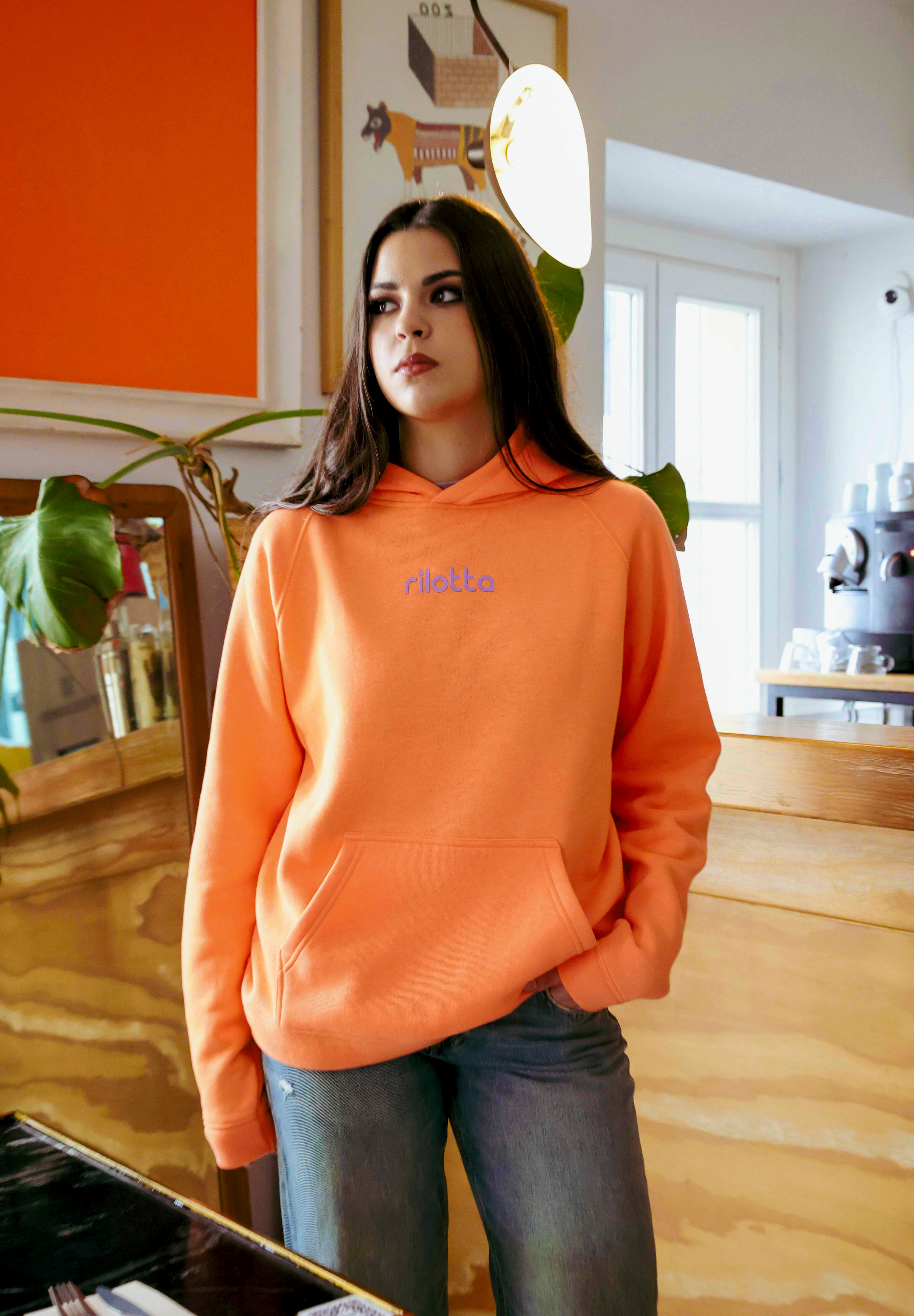 HOODIE HEART NARANJA FLÚOR