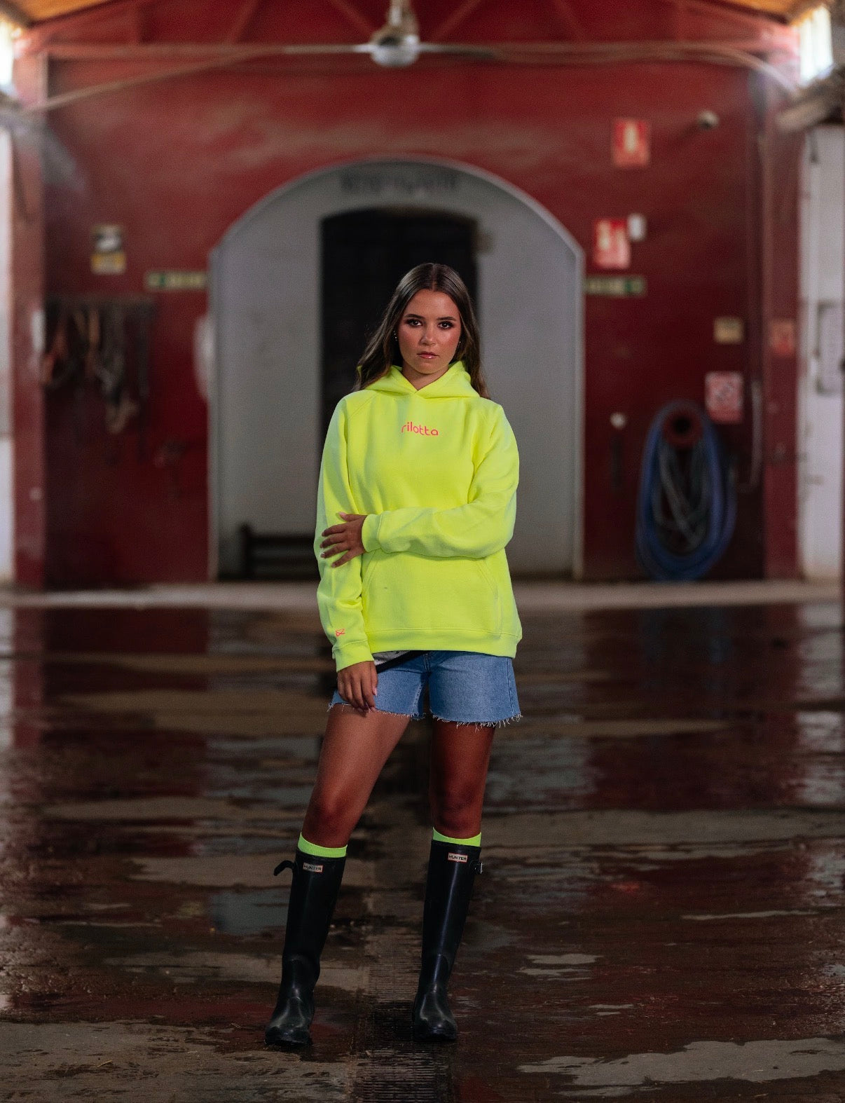 HOODIE HEART AMARILLA FLÚOR (INVIERNO)