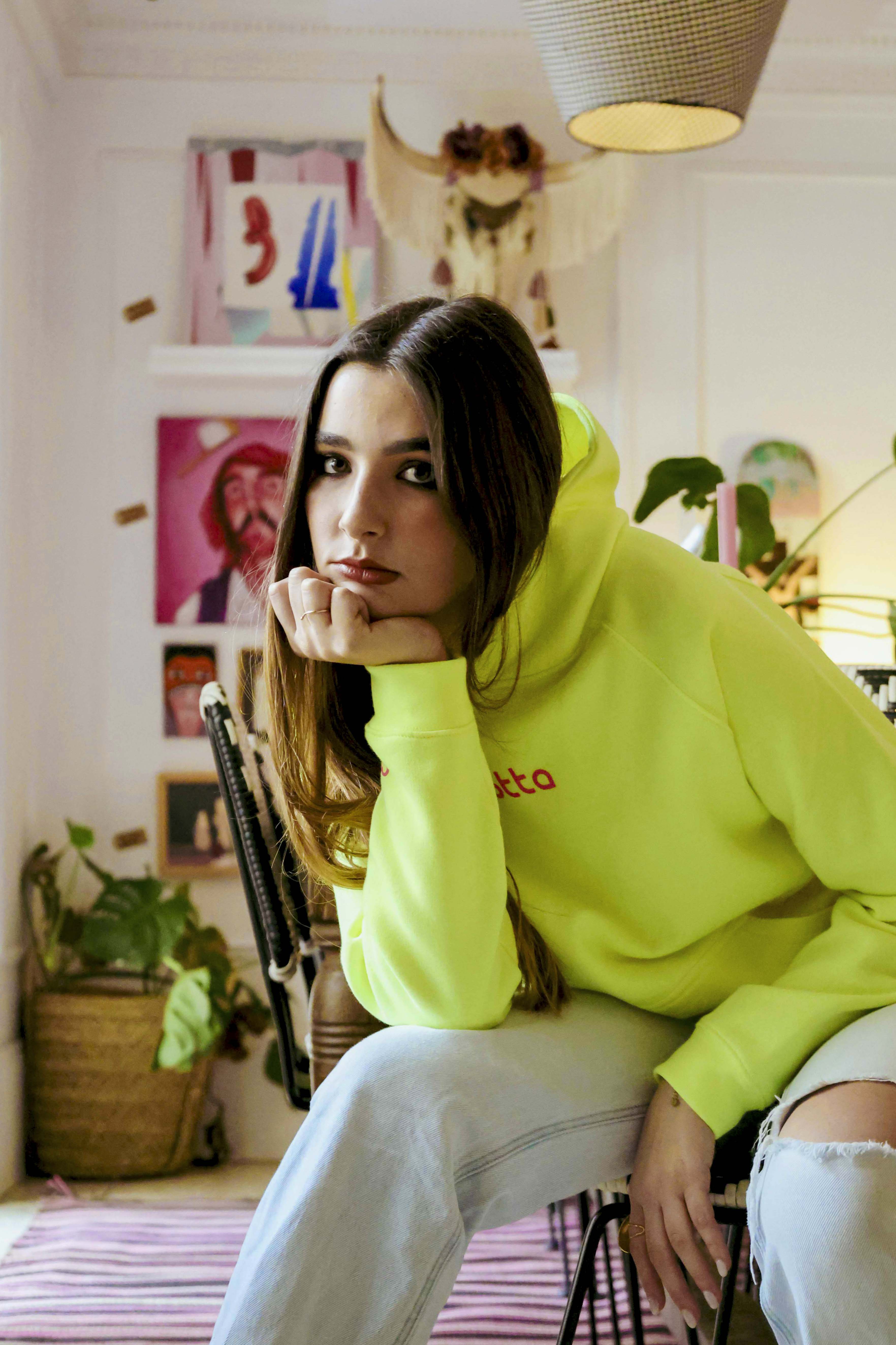 HOODIE HEART AMARILLA FLÚOR