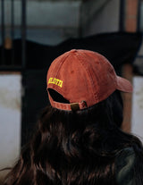 GORRA TEJA DOS ESTRELLAS AMARILLO FLÚOR