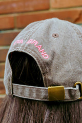 GORRA MARRÓN MEDIA ESTRELLA ROSA FLÚOR