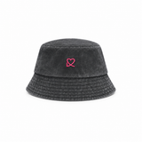 GORRO DENIM NEGRO LOGO ROSA FLÚOR