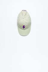 Gorra beige rayo morado