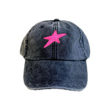 GORRA NEGRA ESTRELLA ROSA FLÚOR